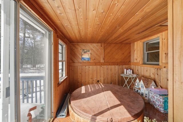 325 Allen Street, Hampden, MA 01036