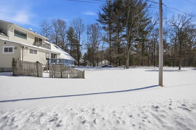 325 Allen Street, Hampden, MA 01036