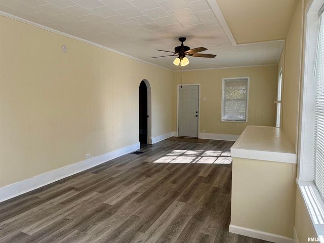 1103 W Boulevard St Street A & B, Marion, IL 62959