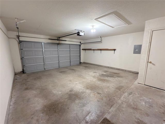 1082 Hilltop Mansion Drive, Yukon, OK 73099