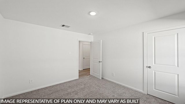 180 Baby Calf Roping RD, Jarrell, TX 76537