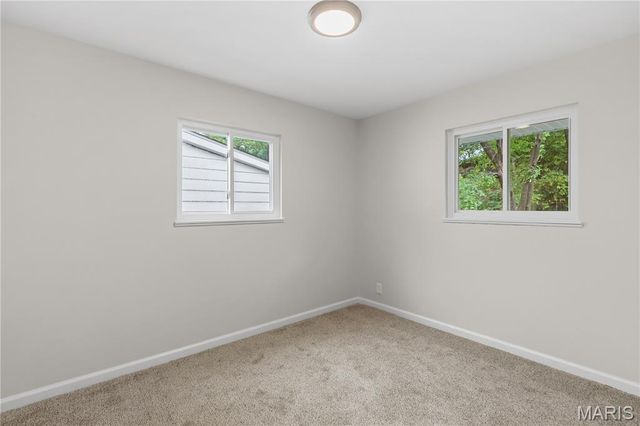 1670 Mowbry Lane, St Louis, MO 63136