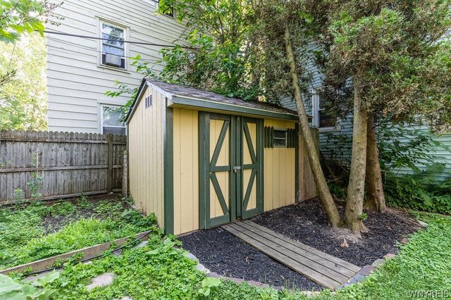 43 15th Street, Buffalo, NY 14213