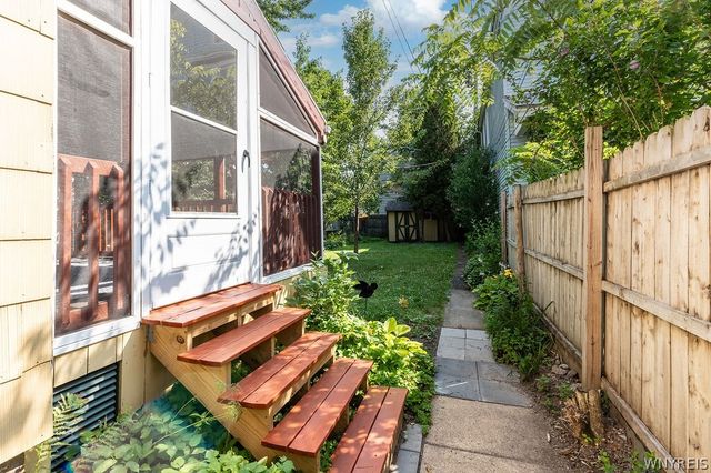 43 15th Street, Buffalo, NY 14213