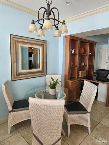 10127 Sinton Dr, Pensacola, FL 32507