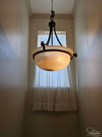 10127 Sinton Dr, Pensacola, FL 32507