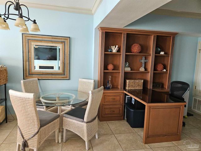 10127 Sinton Dr, Pensacola, FL 32507