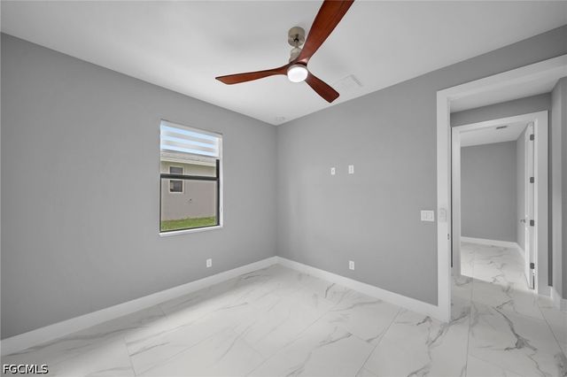 1201 SW 8th PL, Cape Coral, FL 33991
