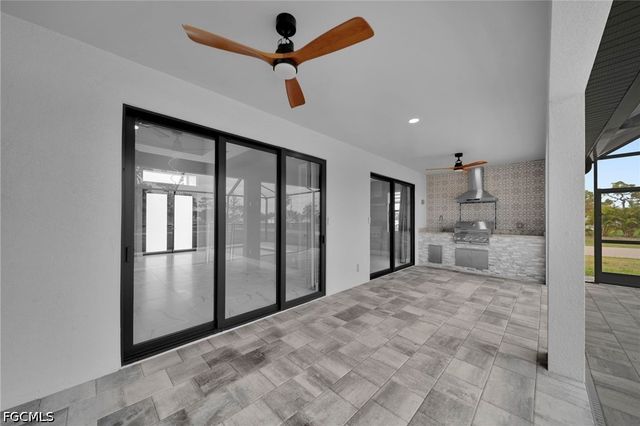 1201 SW 8th PL, Cape Coral, FL 33991