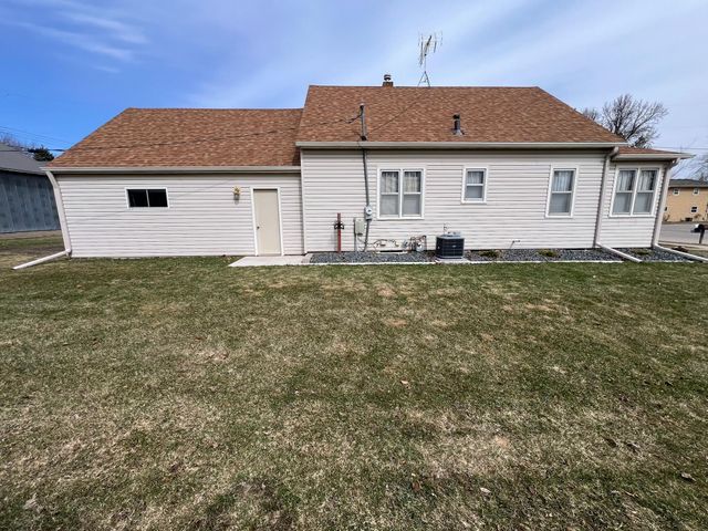 401 Main Street S, Lonsdale, MN 55046