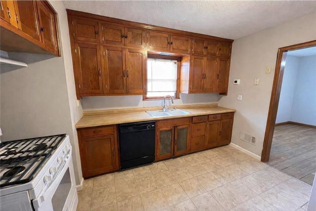 401 Main Street S, Lonsdale, MN 55046