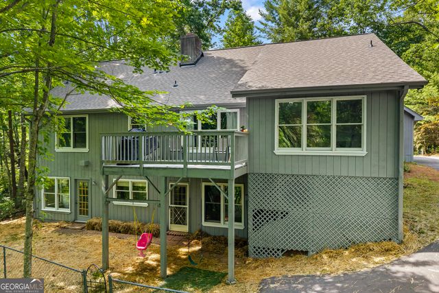 262 Patrick Ln, Helen, GA 30545