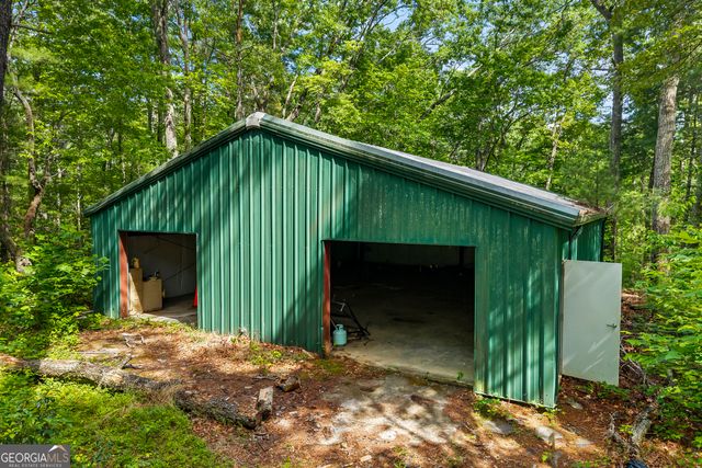 262 Patrick Ln, Helen, GA 30545