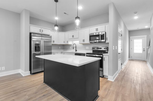 303 Jonathan Wade circle, Clarksville, TN 37043