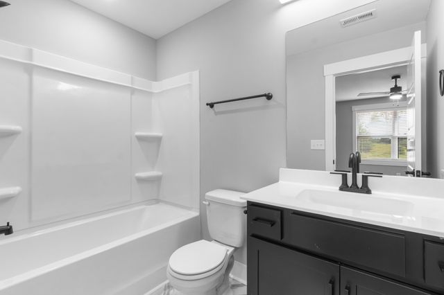 303 Jonathan Wade circle, Clarksville, TN 37043