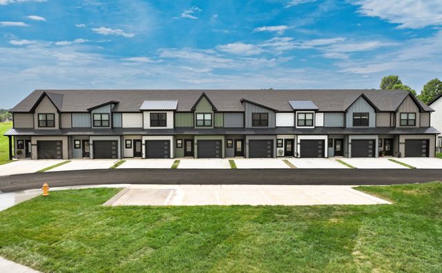 303 Jonathan Wade circle, Clarksville, TN 37043