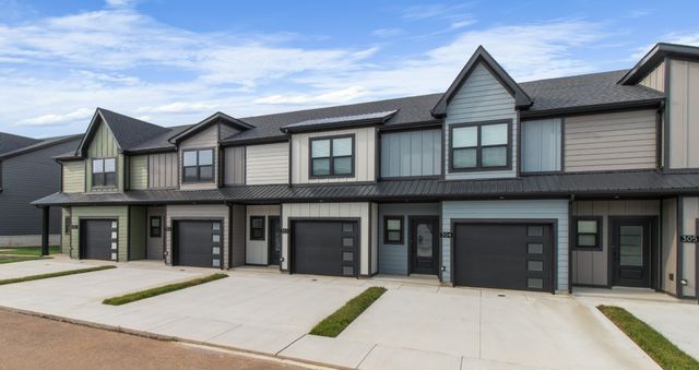 303 Jonathan Wade circle, Clarksville, TN 37043