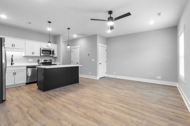 303 Jonathan Wade circle, Clarksville, TN 37043