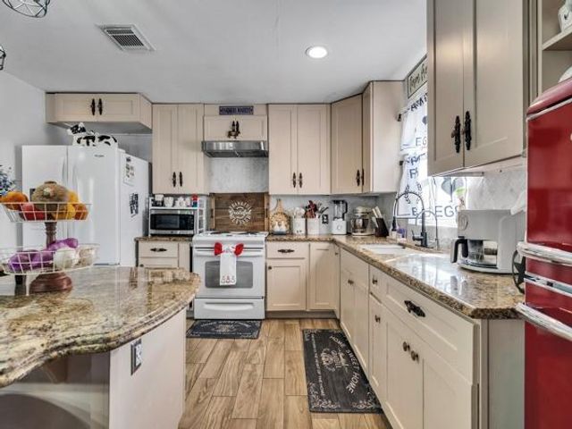 1414 County Road 3550, Cleveland, TX 77327