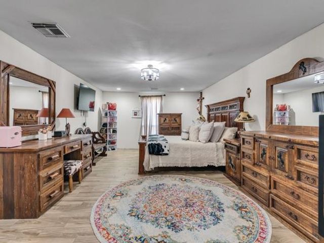 1414 County Road 3550, Cleveland, TX 77327