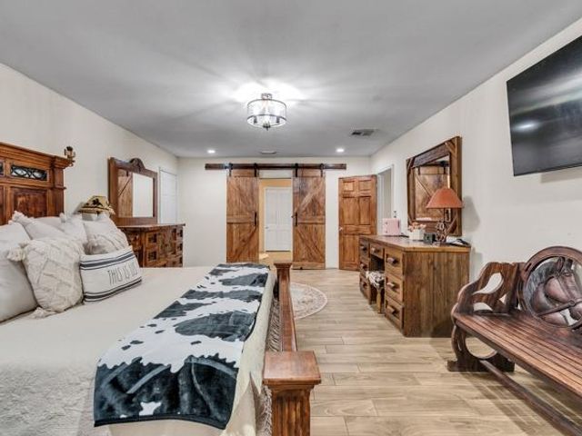 1414 County Road 3550, Cleveland, TX 77327