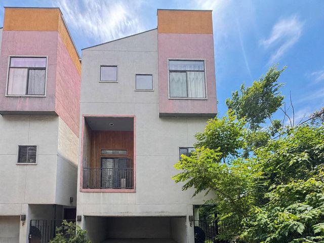 2010 Blodgett Street E, Houston, TX 77004
