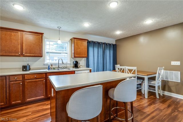 3593 Portage Point Boulevard, Akron, OH 44319