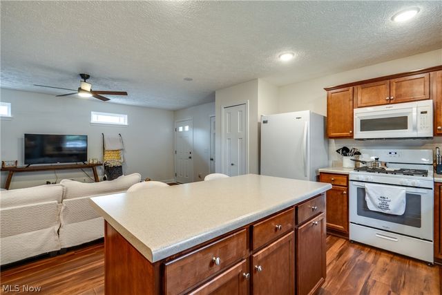 3593 Portage Point Boulevard, Akron, OH 44319