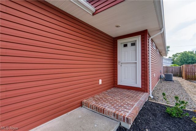 3593 Portage Point Boulevard, Akron, OH 44319