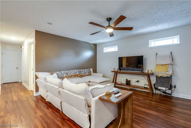 3593 Portage Point Boulevard, Akron, OH 44319