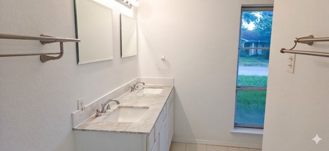 1509 Travis Street, Garland, TX 75042