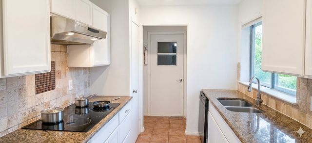 1509 Travis Street, Garland, TX 75042