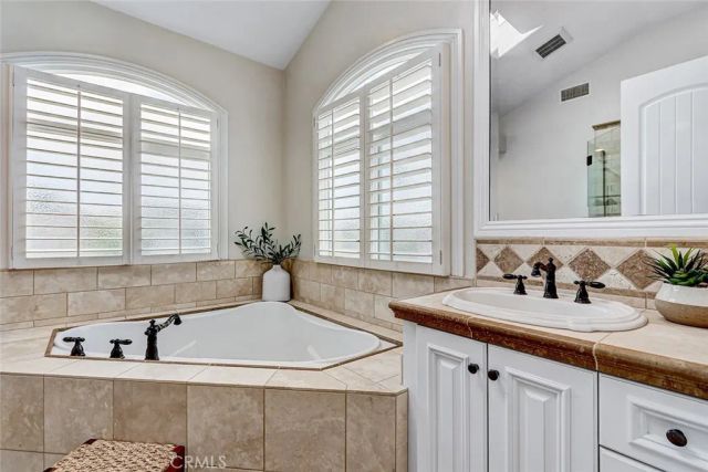 1911 Curtis Avenue A, Redondo Beach, CA 90278