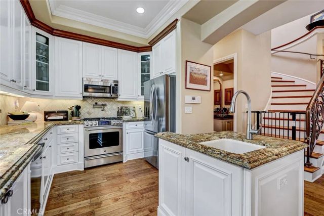 1911 Curtis Avenue A, Redondo Beach, CA 90278