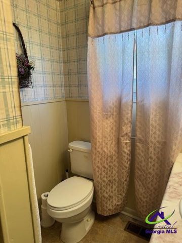 313 W Church Street, Fort Valley, GA 31030