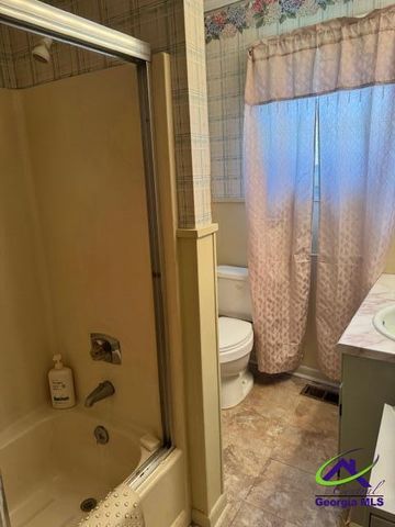 313 W Church Street, Fort Valley, GA 31030