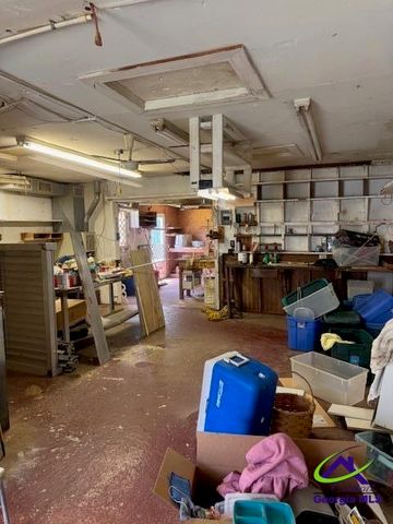 313 W Church Street, Fort Valley, GA 31030