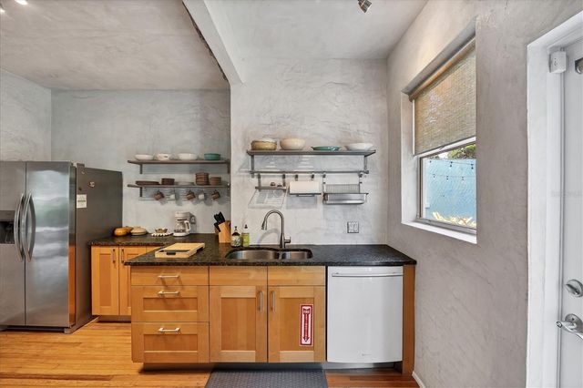 1370 13TH STREET, Sarasota, FL 34236