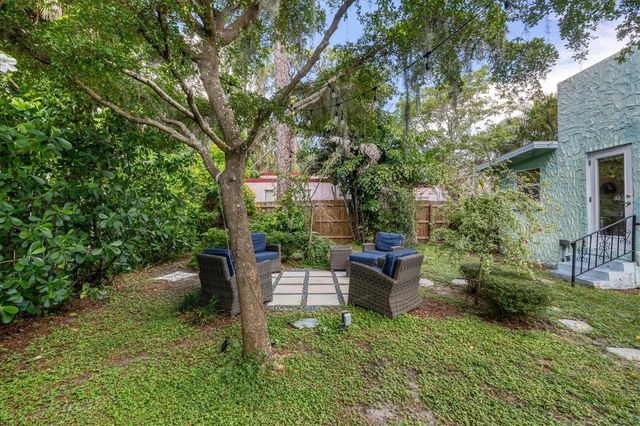 1370 13TH STREET, Sarasota, FL 34236