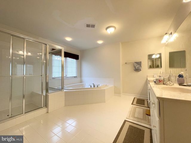 3851 TRITON LN, Frederick, MD 21704