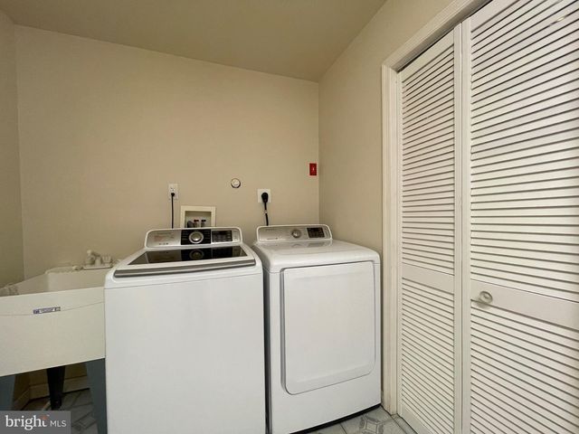 3851 TRITON LN, Frederick, MD 21704