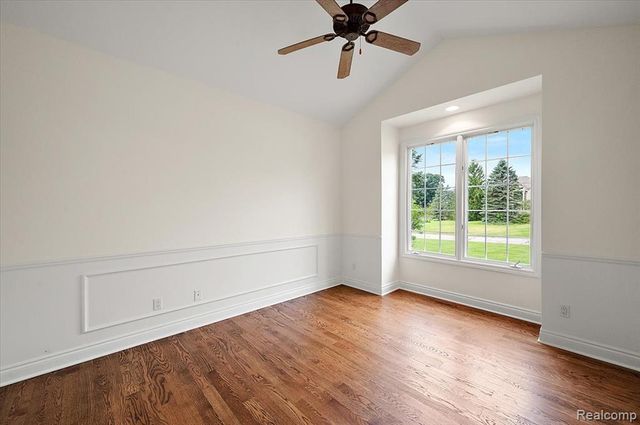 4875 Green Meadow Lane, Rochester, MI 48306