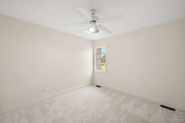 4875 Green Meadow Lane, Rochester, MI 48306