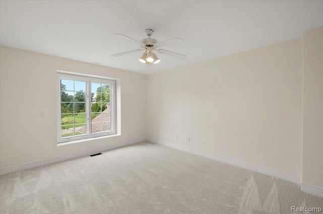 4875 Green Meadow Lane, Rochester, MI 48306