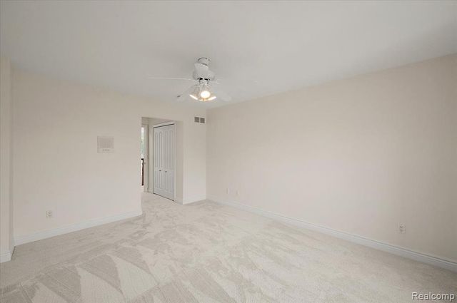 4875 Green Meadow Lane, Rochester, MI 48306