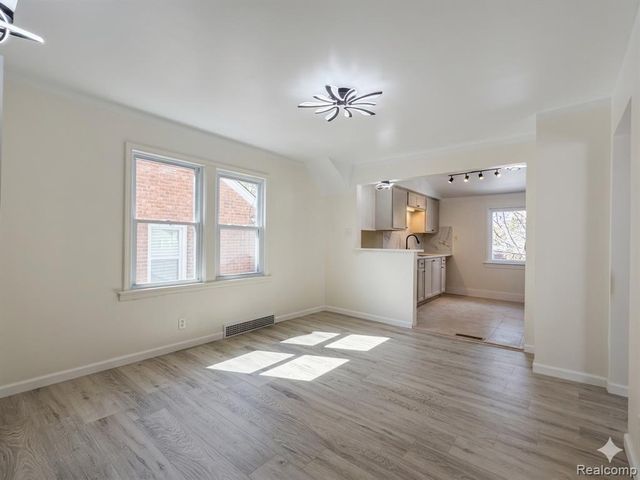 8153 Bliss Street, Detroit, MI 48234