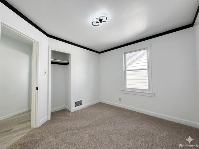 8153 Bliss Street, Detroit, MI 48234