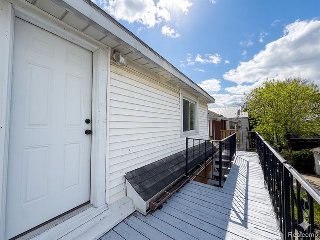 8153 Bliss Street, Detroit, MI 48234