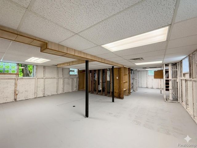 8153 Bliss Street, Detroit, MI 48234