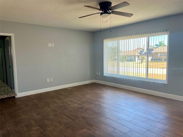 36 MARIGOLD LANE, Debary, FL 32713